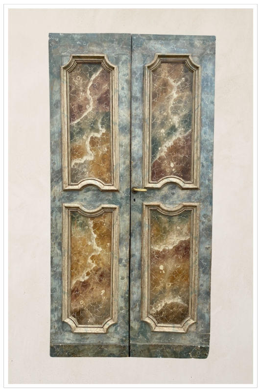 Porta dipinta da centro