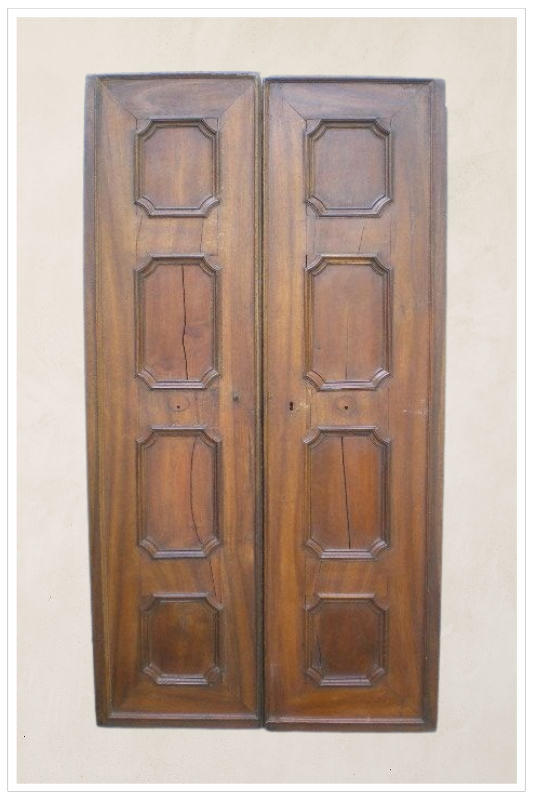 Porta in noce