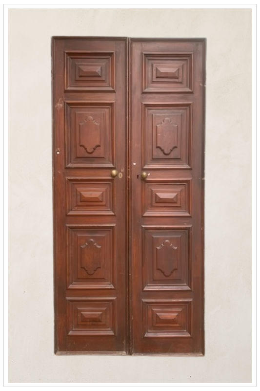 Porta in noce