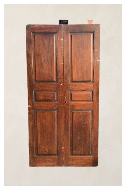 Porta in noce