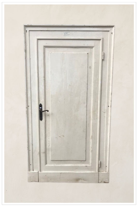 Porta con telaio smaltata