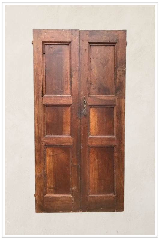 Porta in noce