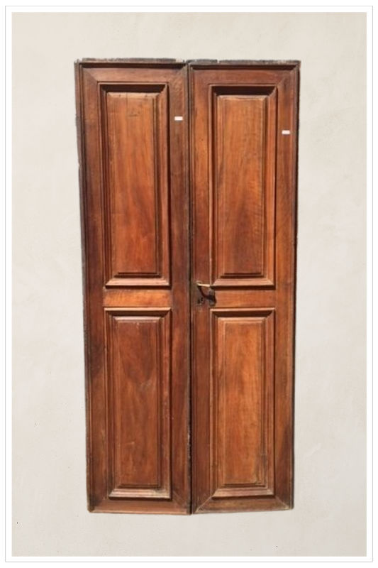 Porta in noce