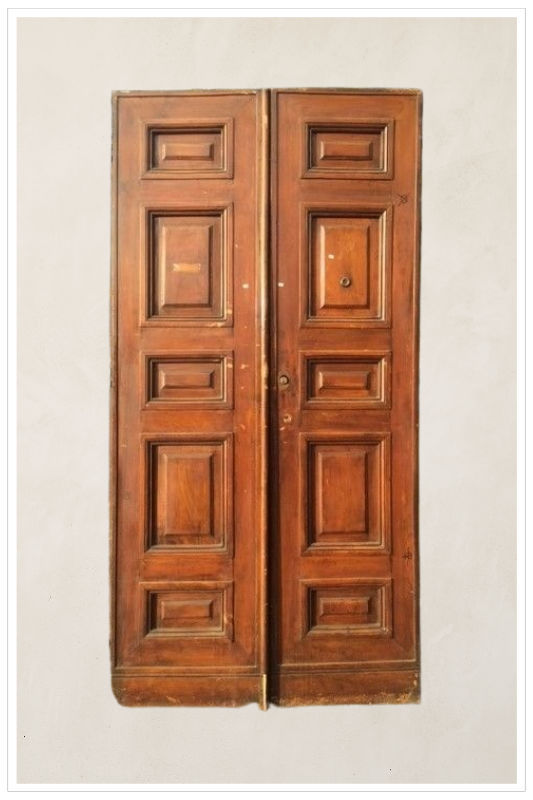 Coppia di porte a doppia anta