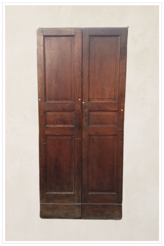 Porta in noce