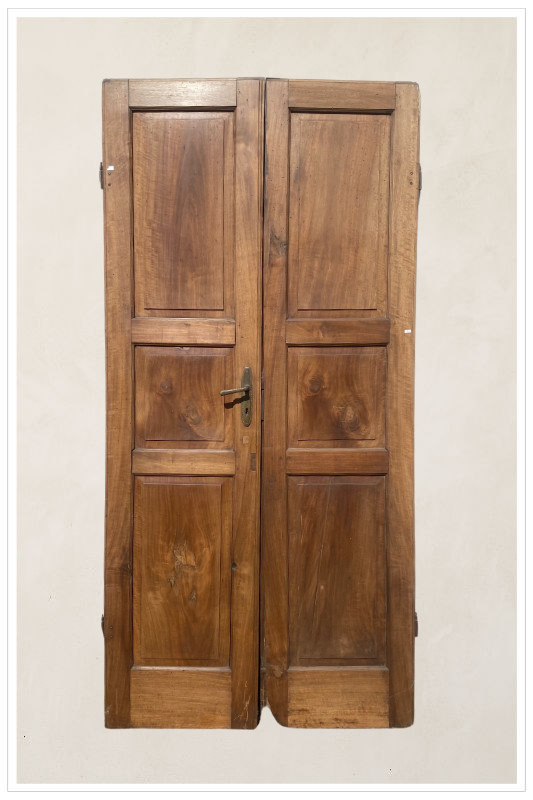 Porta in noce