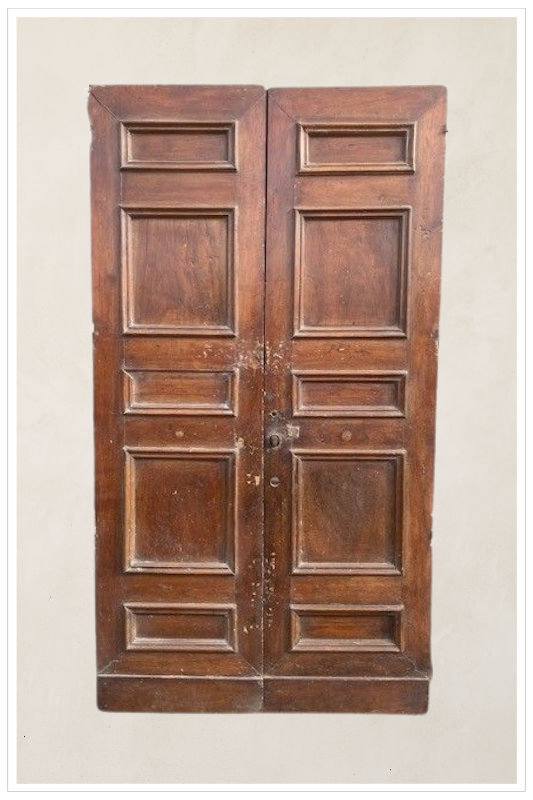 Porte in noce