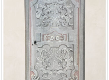 Porta toscana dipinta